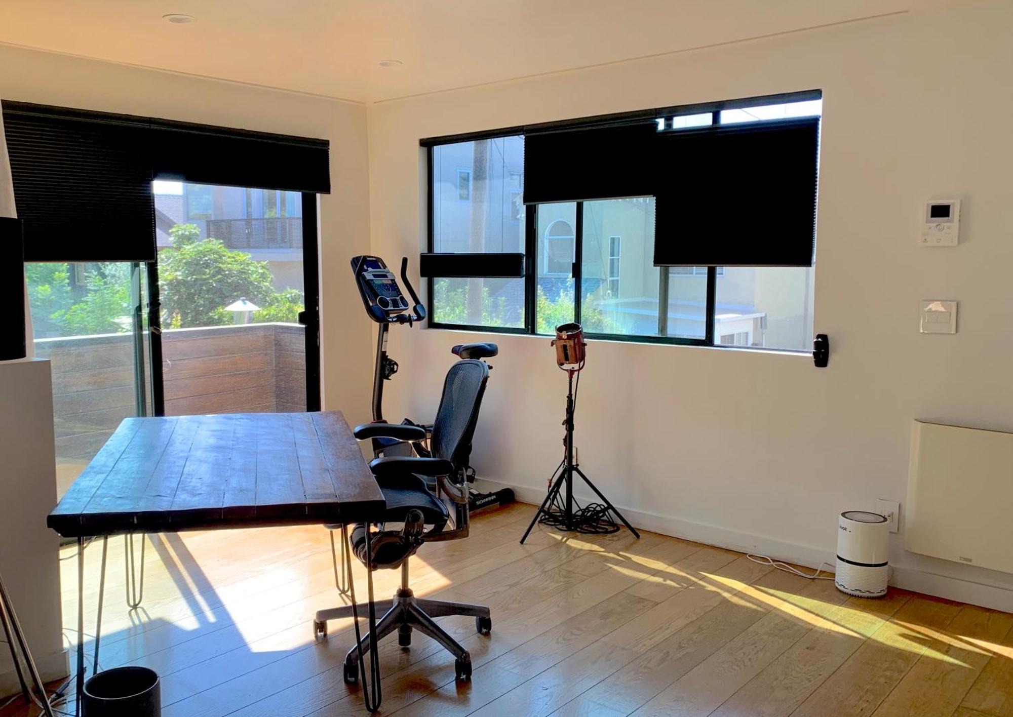 Venice Beach Studio With Large Private Patio Steps To The Beach Los Angeles Exterior photo