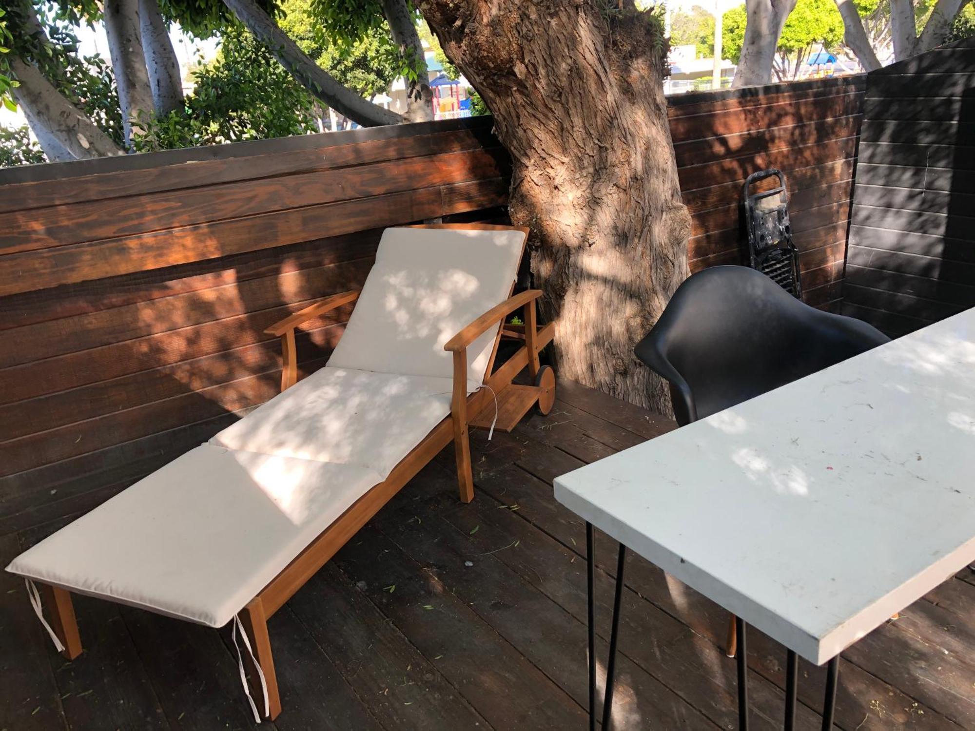 Venice Beach Studio With Large Private Patio Steps To The Beach Los Angeles Exterior photo