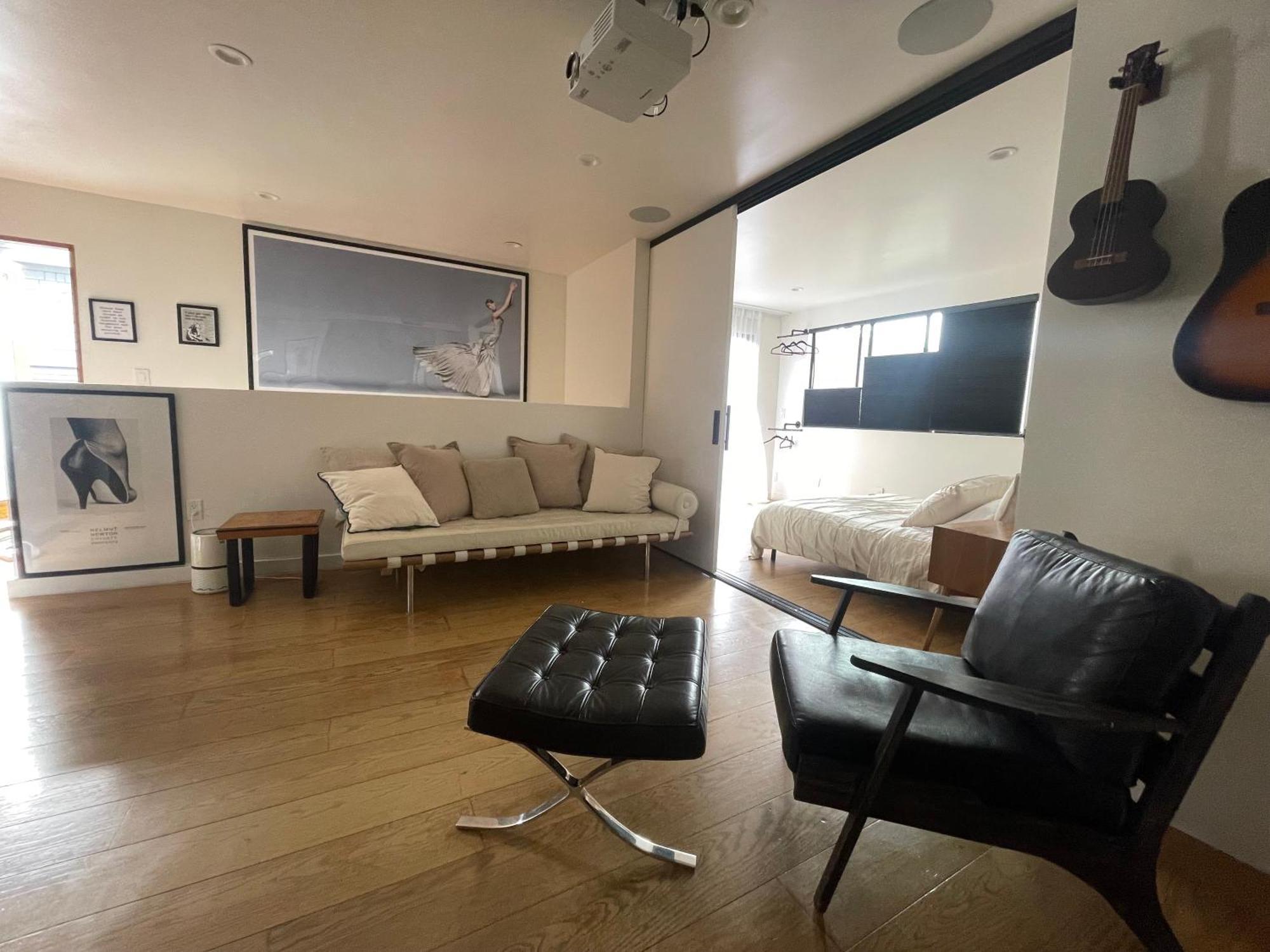 Venice Beach Studio With Large Private Patio Steps To The Beach Los Angeles Exterior photo